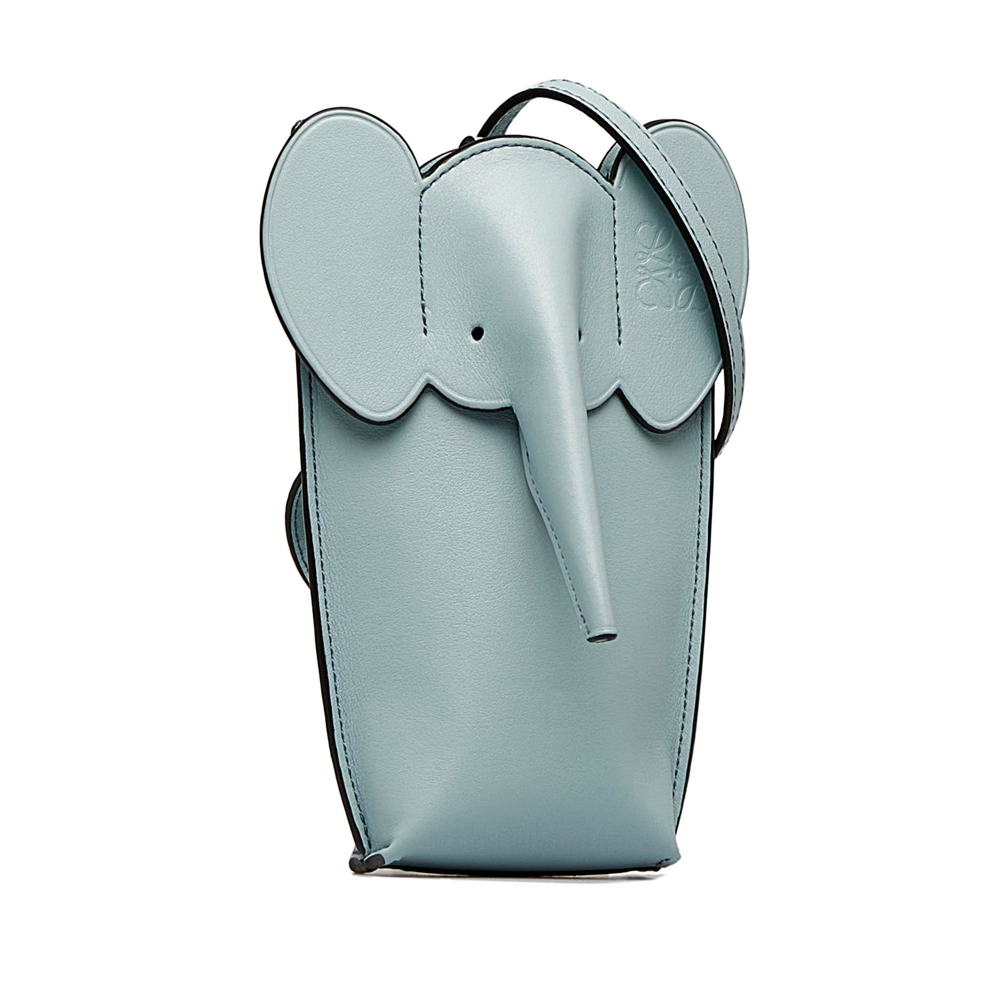 Louis Vuitton Monogram Savanna Elephant Chapman Brothers Shoulder Bag For  Sale at 1stDibs | louis vuitton elephant bag, lv elephant bag, elephant  louis vuitton